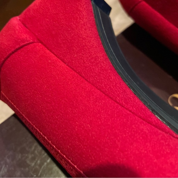 Dana Buchman NEW in Box Comfort Pump in Size 10, 1” Wedge Heel. Beautiful Red - Picture 12 of 14